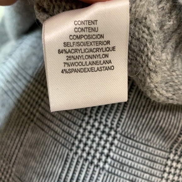 NWT Wayf gray women’s sweater size S - Picture 8 of 8